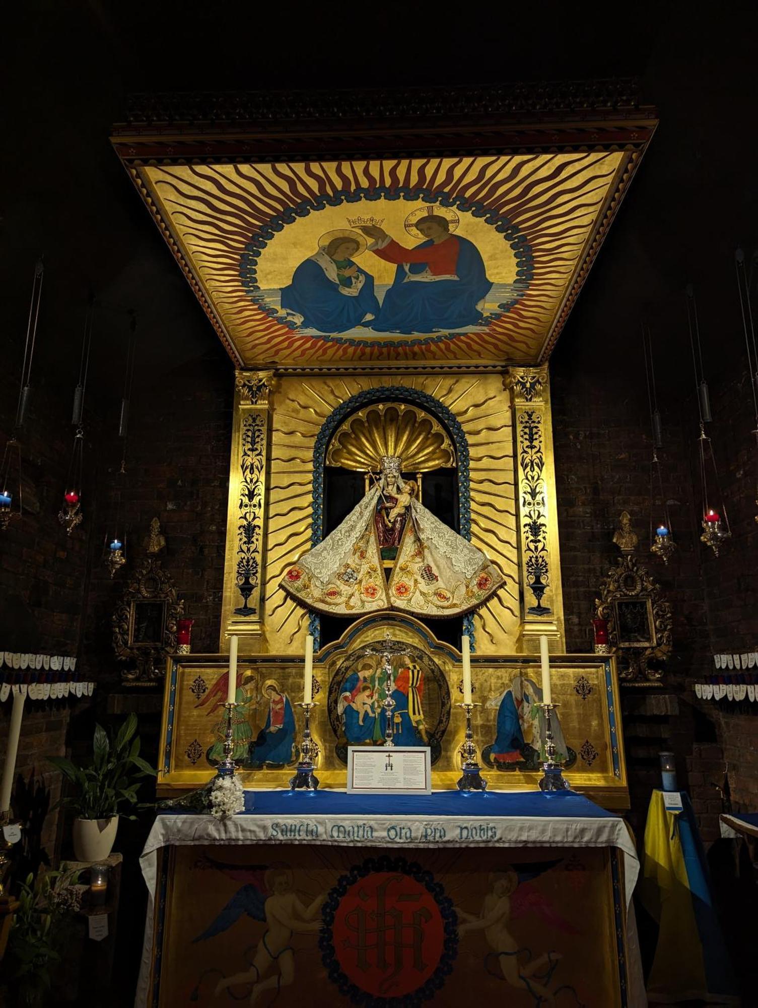بيت شباب The Shrine Of Our Lady Of Walsingham ليتل والشنغهام المظهر الخارجي الصورة